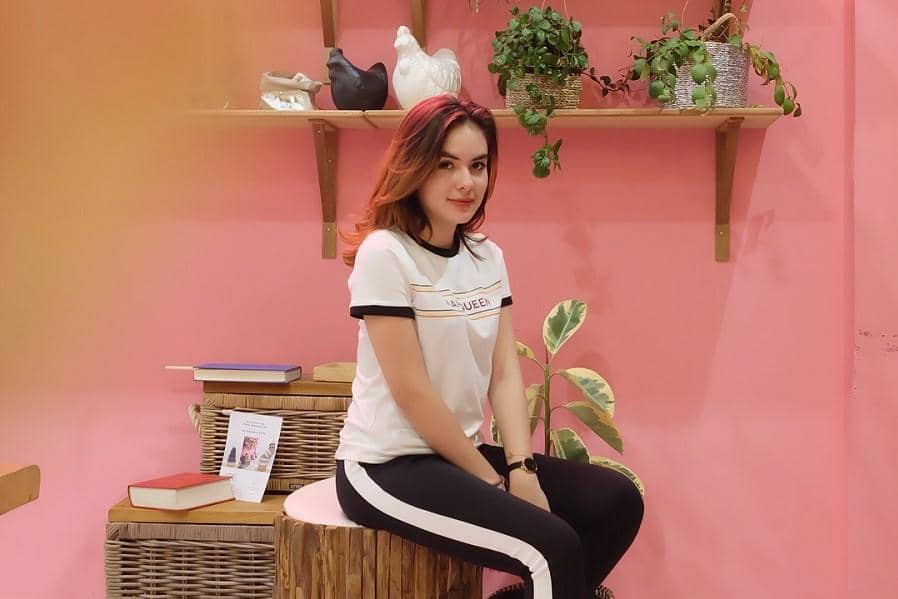 Instagram.com/steffizamoraaa