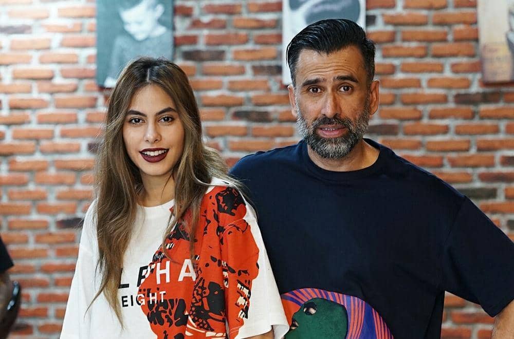 Instagram.com/valerieethomas