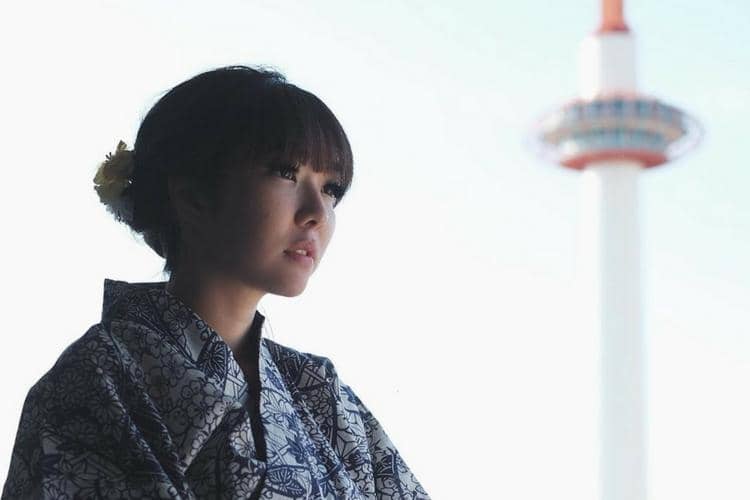 Instagram.com/@gisel_la