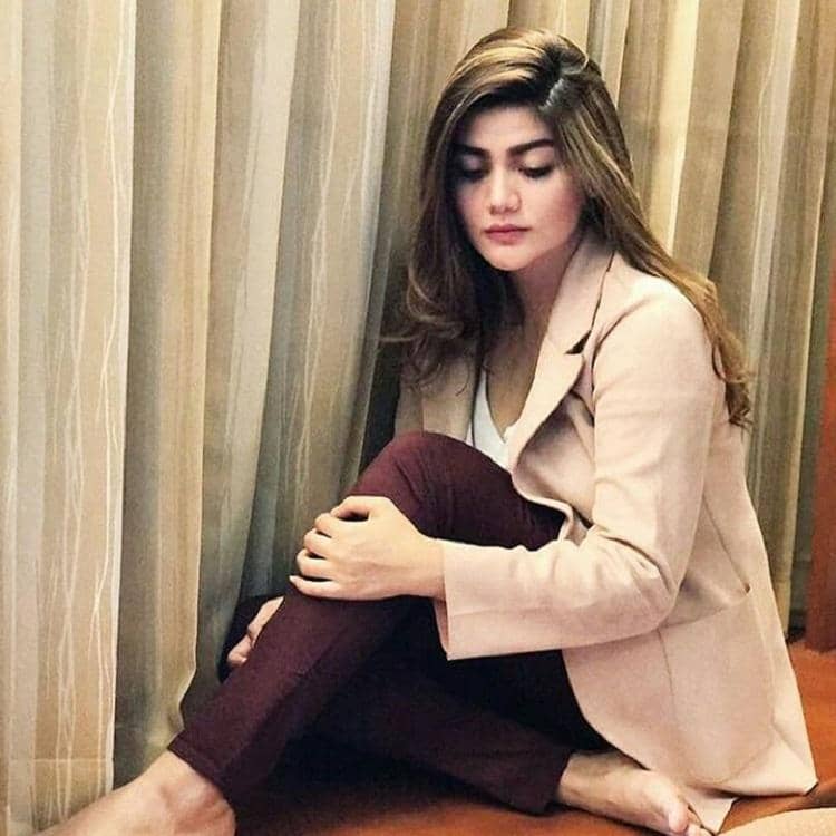 instagram.com/hvkhan_ukiss