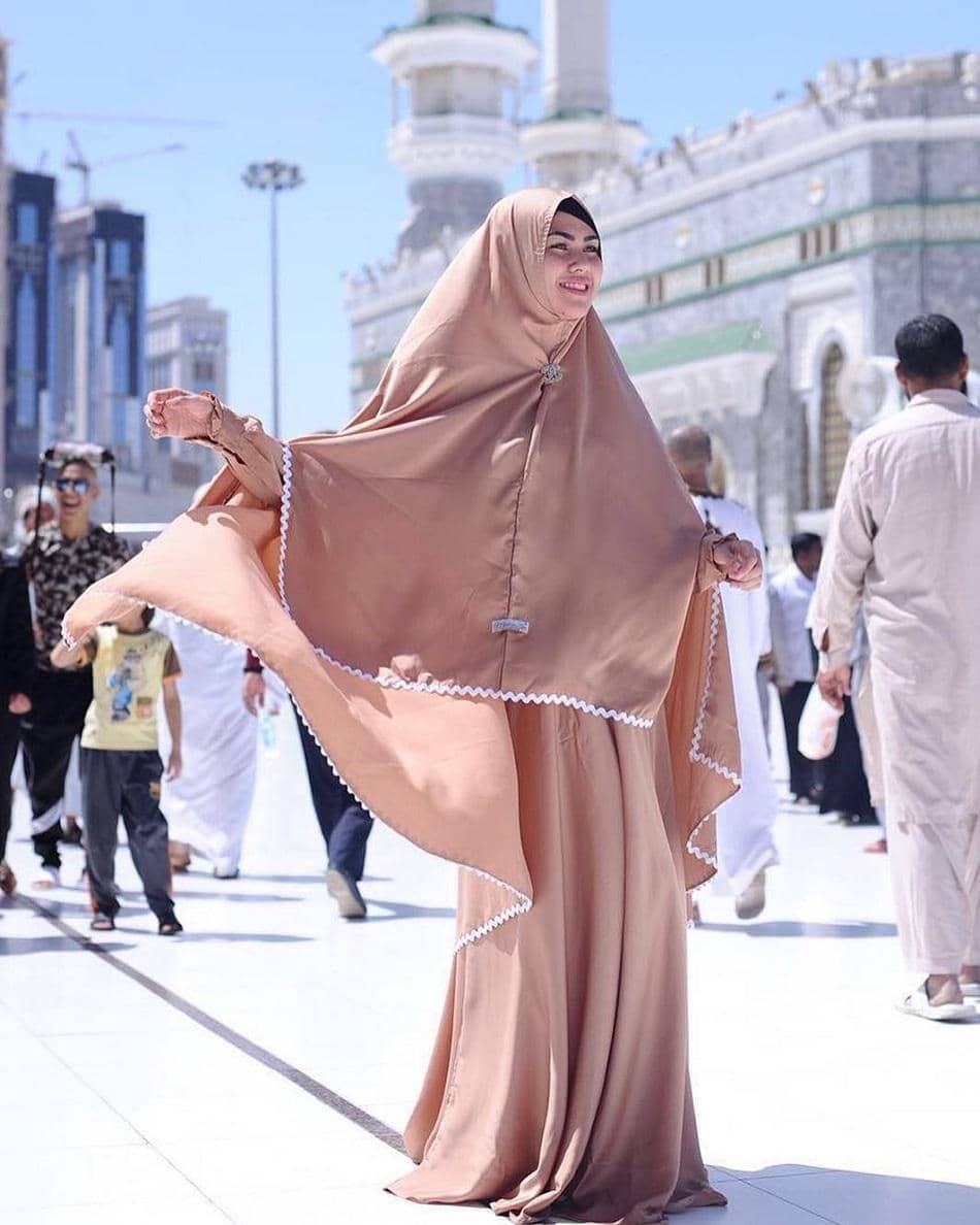 Instagram.com/kartikaputriworld