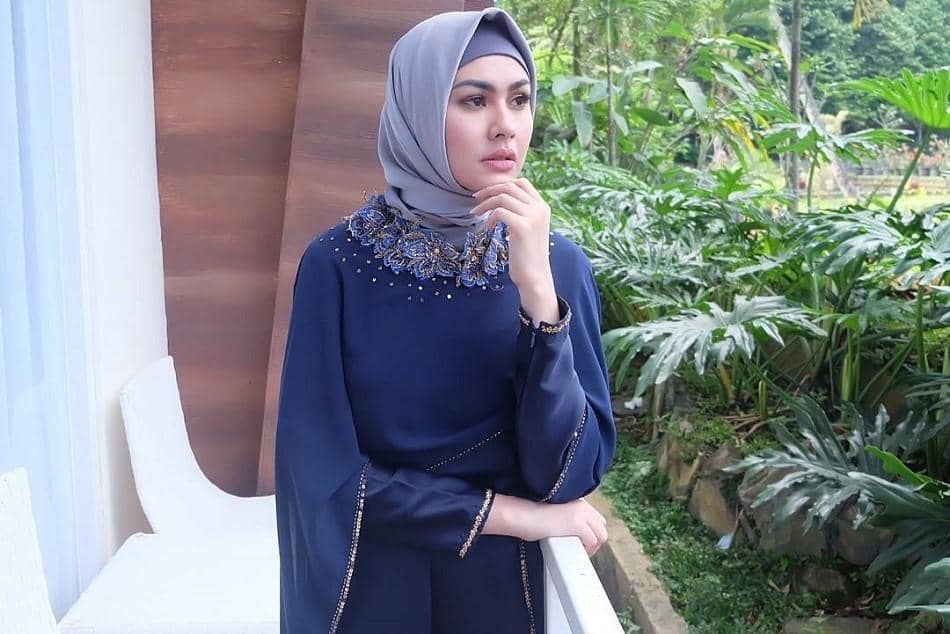 Instagram.com/kartikaputriworld