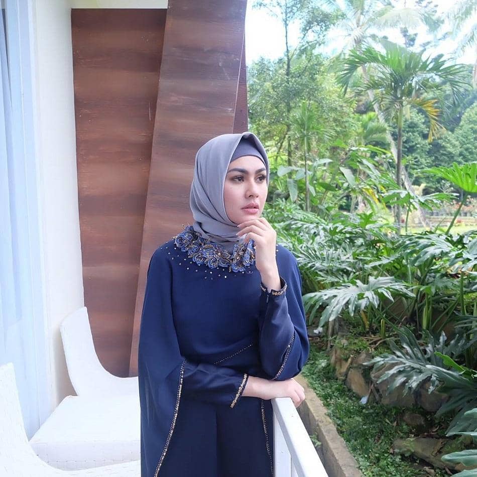 Instagram.com/kartikaputriworld