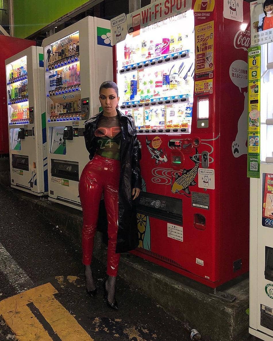 Instagram/kourtneykardash