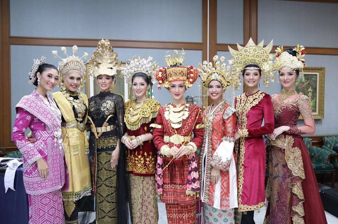 Instagram.com/officialputeriindonesia