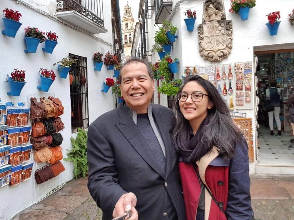 instagram.com/putri_tanjung