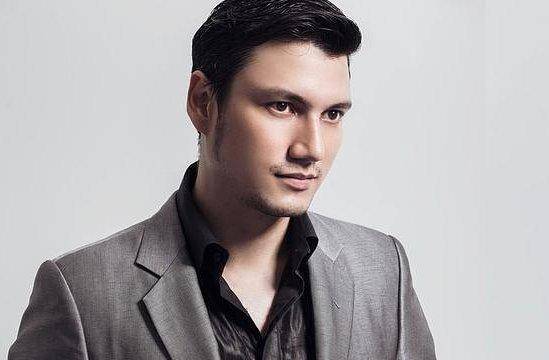 Christian Sugiono Buktikan Jadi CEO Itu Nggak Harus Sarjana
