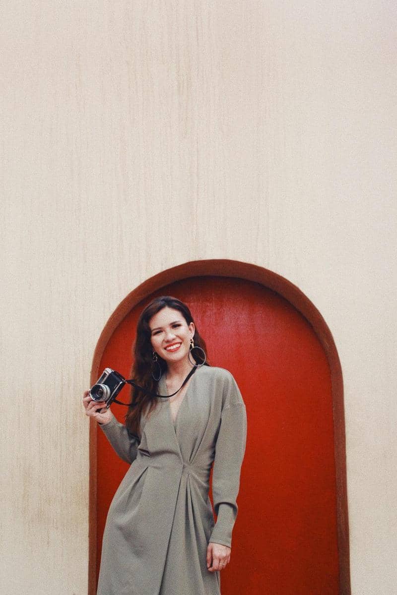 Photographer: Michael Richards, Stylist: Lindyra Cesara, Makeup Artist: Kay Mori, Outfits & Accessories: H&M