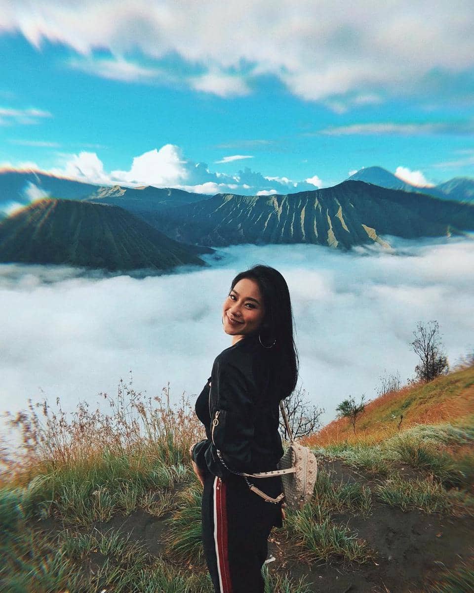 Instagram.com/ClaudiaNovira