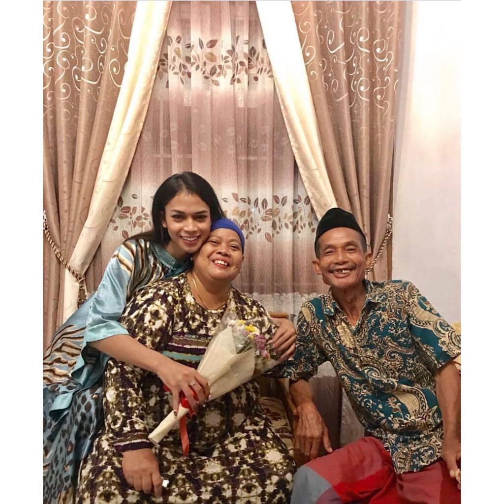 Instagram.com/Dindasyarif