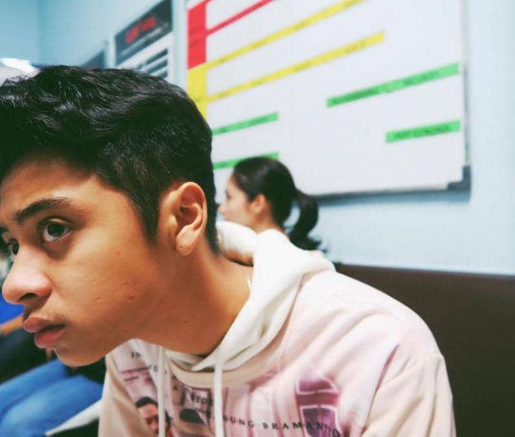 Instagram.com/bastiansteel