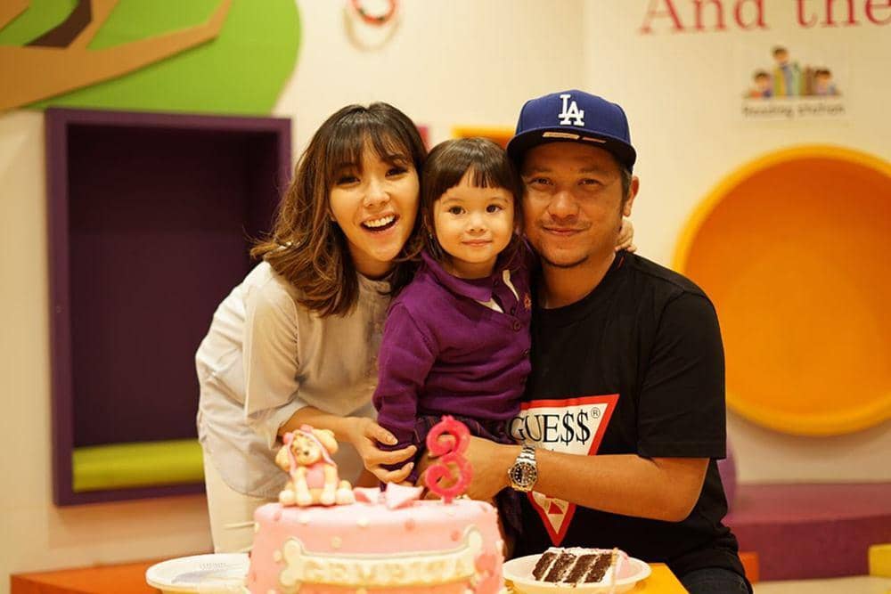 Instagram.com/gisel_la