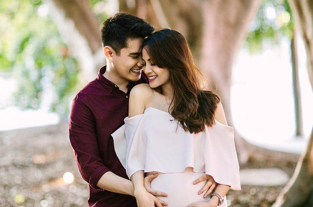 7 Selebriti Ini Berjodoh dengan Teman Sekolah Mereka