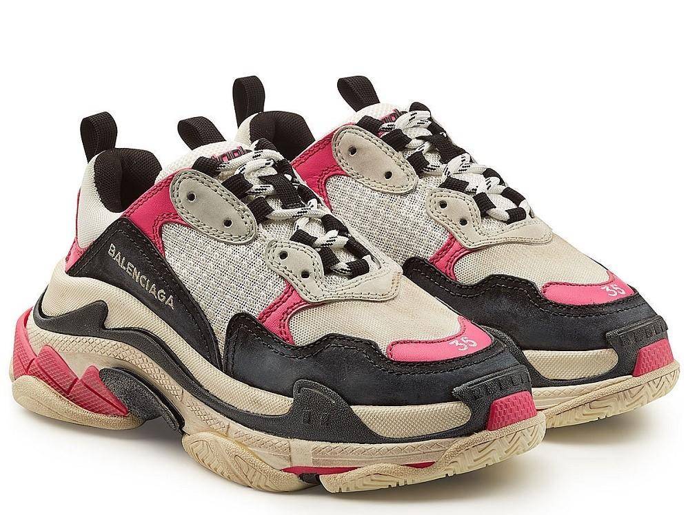 5 Sneakers Pink yang Wajib Masuk dalam List Shopping Kamu!