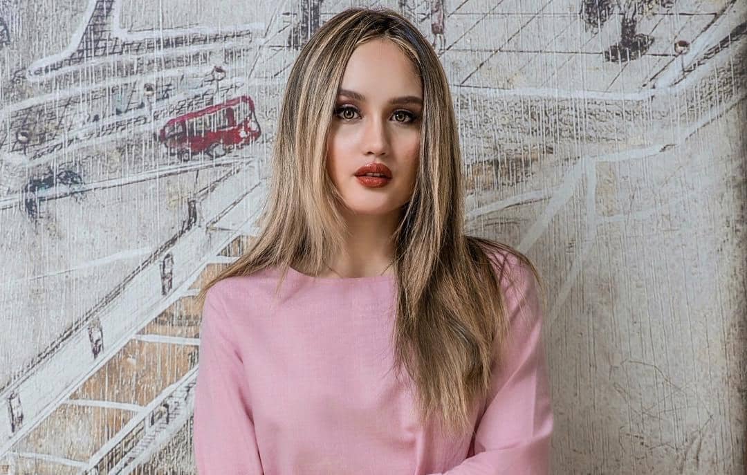 Instagram.com/claurakiehls