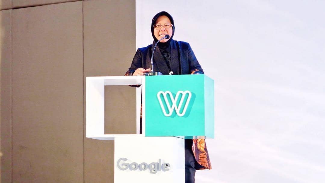 Instagram.com/trirismaharini