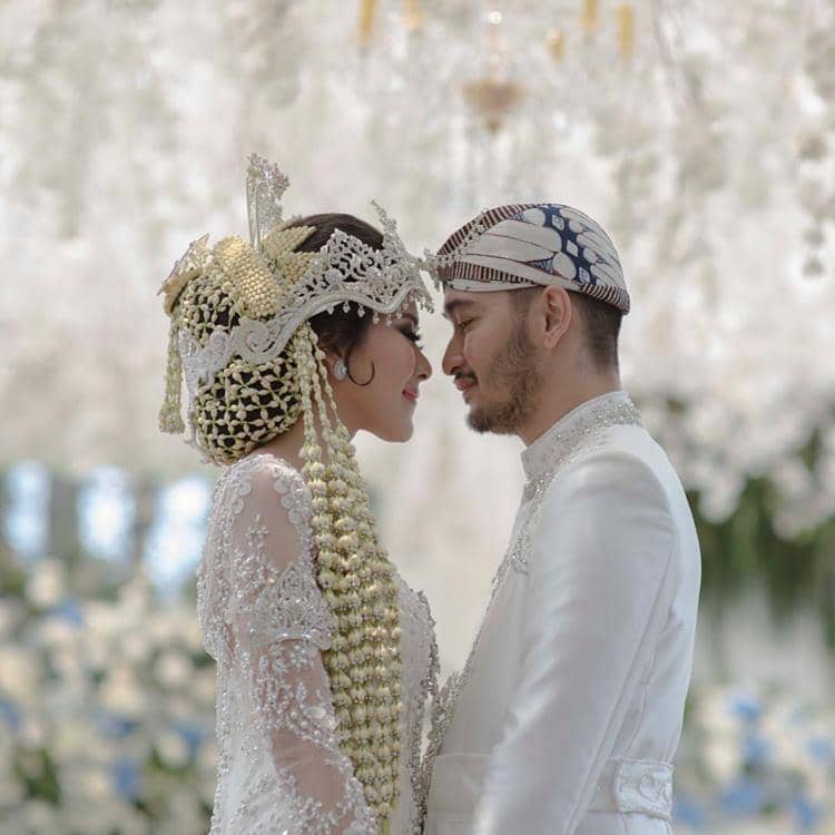 Instagram.com/syahnazs,nocture.co