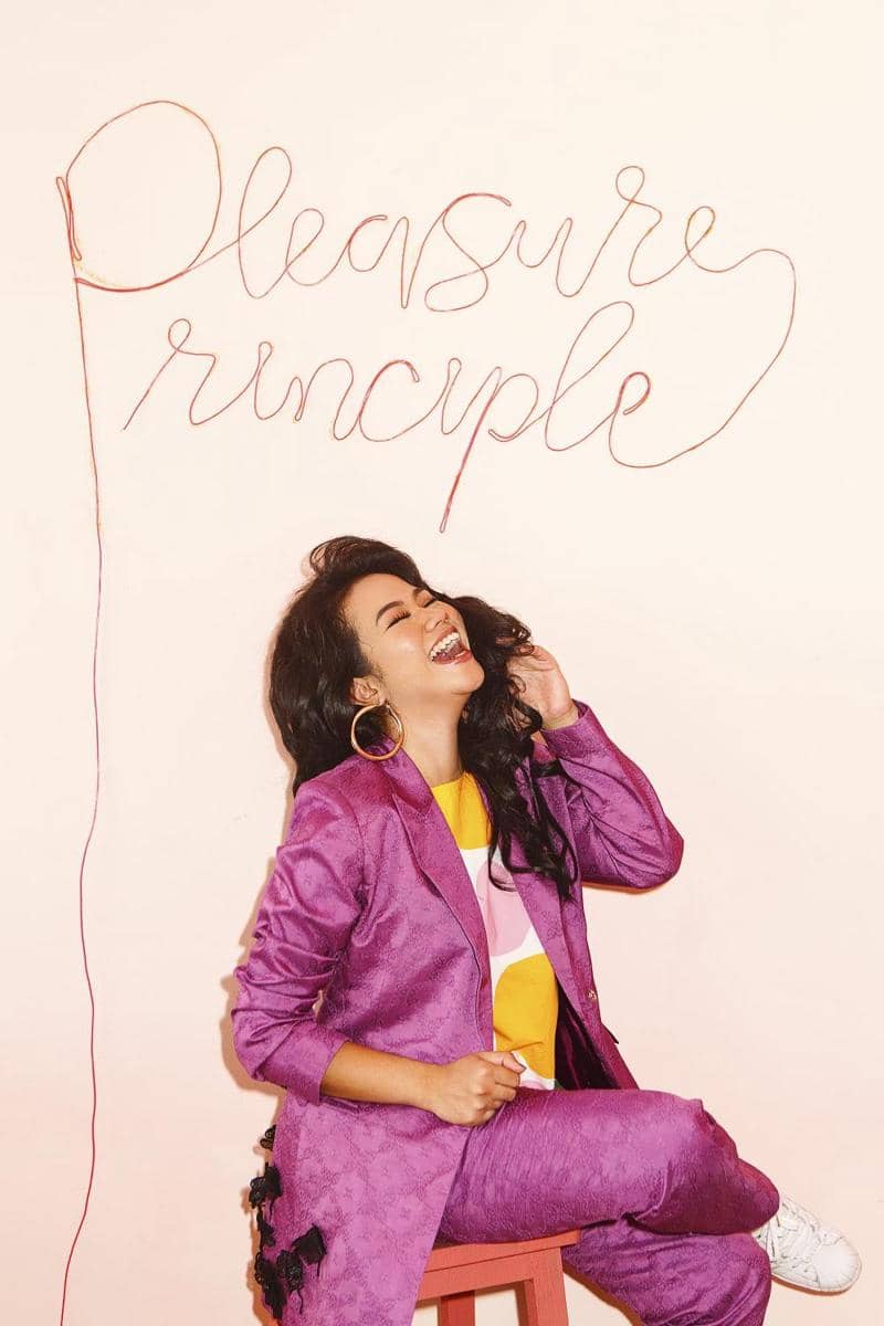 Photographer: Ila Schaffer, Stylist: Monica Nadira, Makeup Artist: Gisela Vianney, Outfits: Parang Kencana x Wilsen Willim, UNIQLO X Marimekko, Bershka, Accessories: ZARA