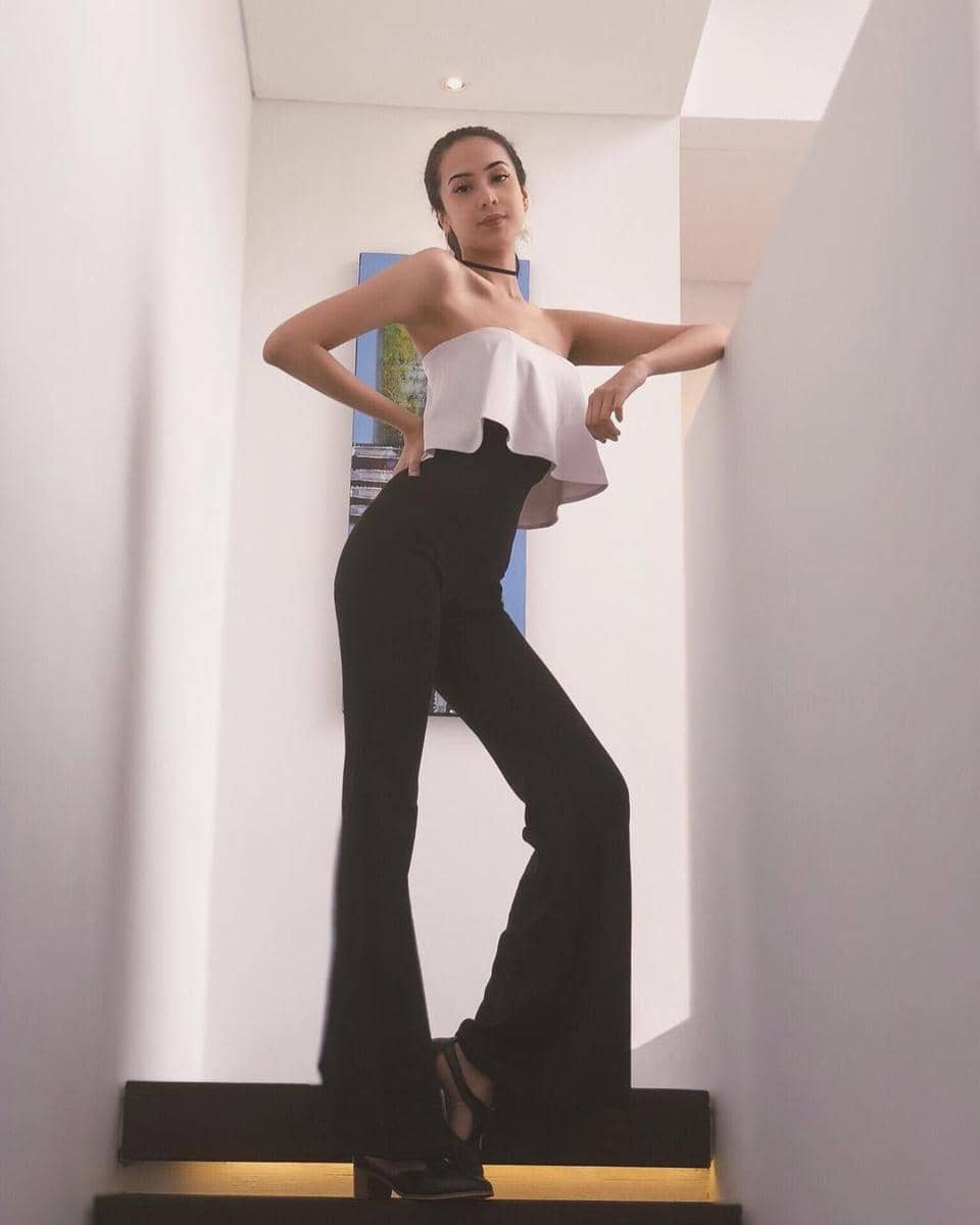 Instagram.com/Anya Geraldine