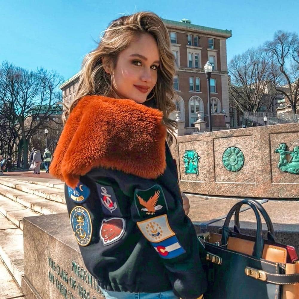 Instagram.com/claurakiehl