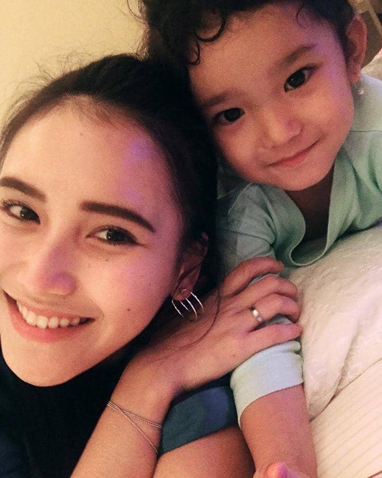 Instagram.com/ayutingting92