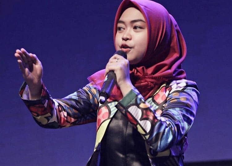 instagram.com/riaricis1795