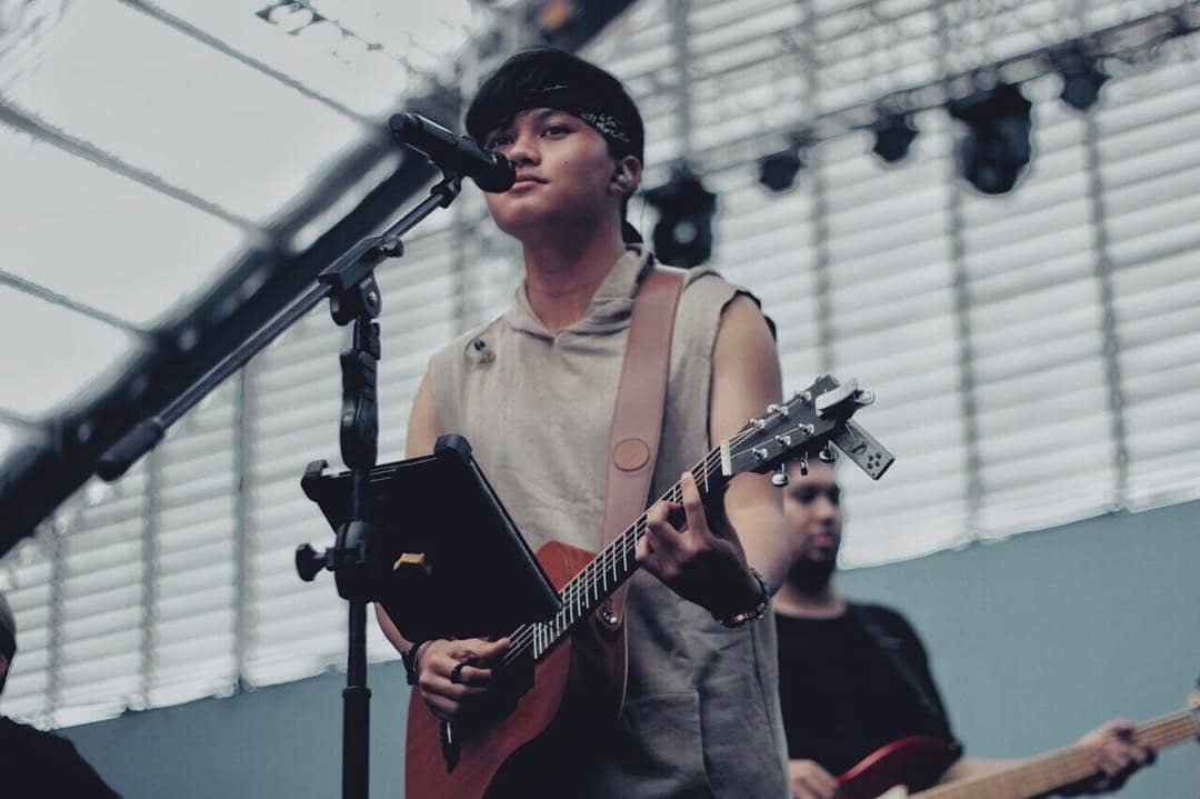 Instagram.com/rizkyfbian