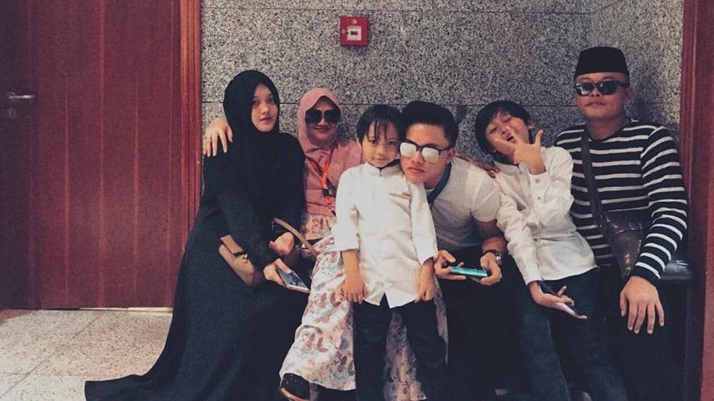 Instagram.com/rizkyfbian