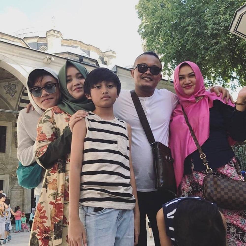 Instagram.com/rizkyfbian