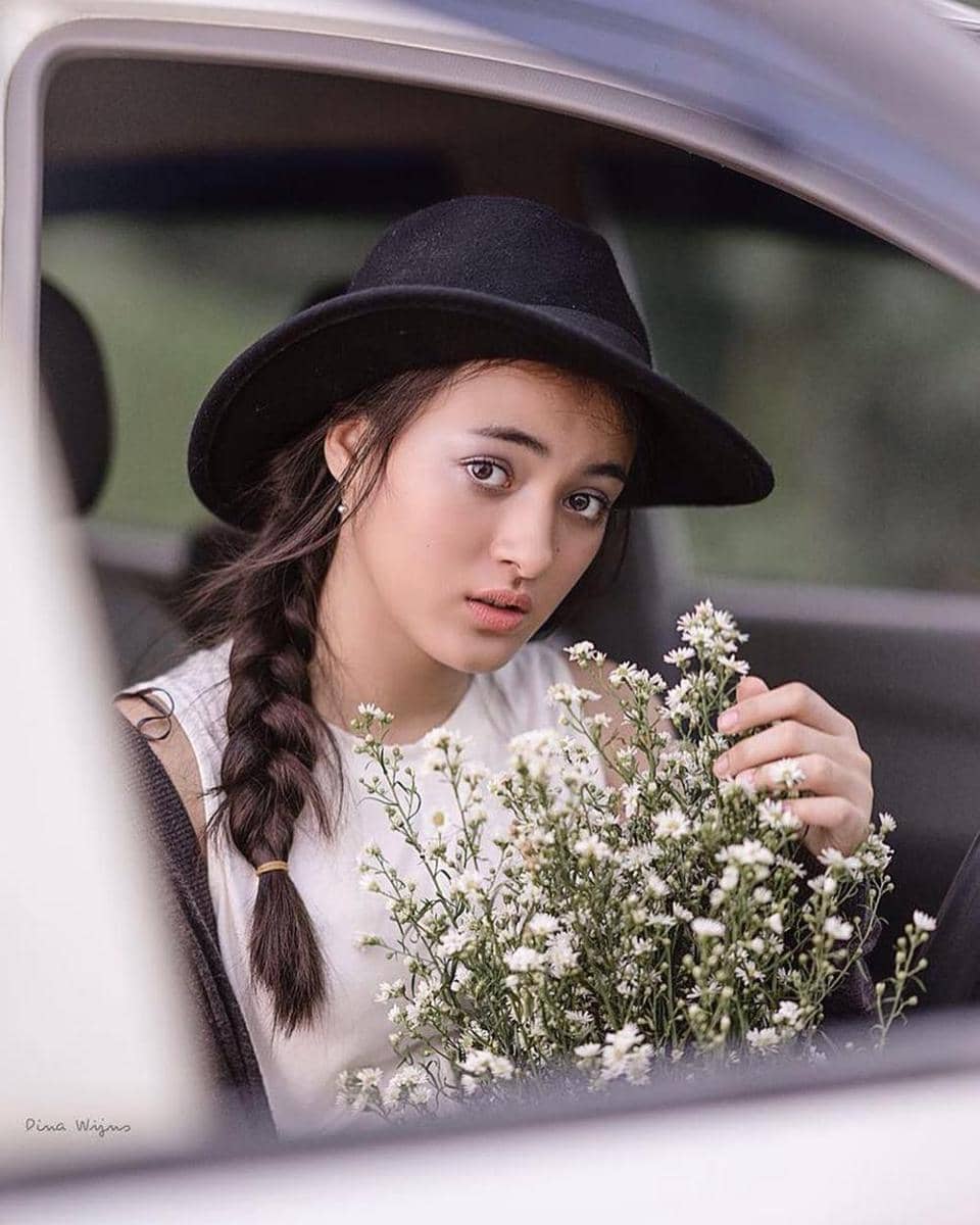 Instagram.com/mawar_eva, dinawijns