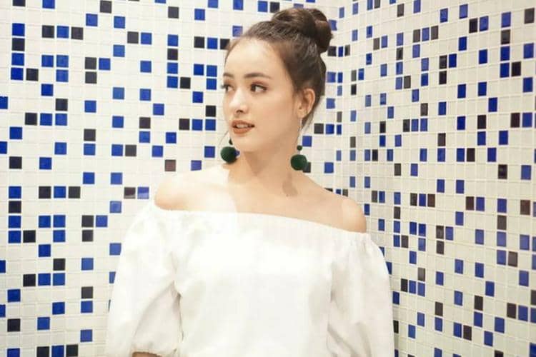 Instagram.com/@mawar_eva