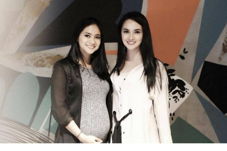 Instagram.com/@ririnekawati