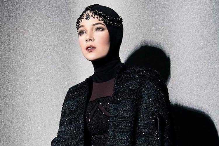 Instagram.com/@dewisandra/@riomotret