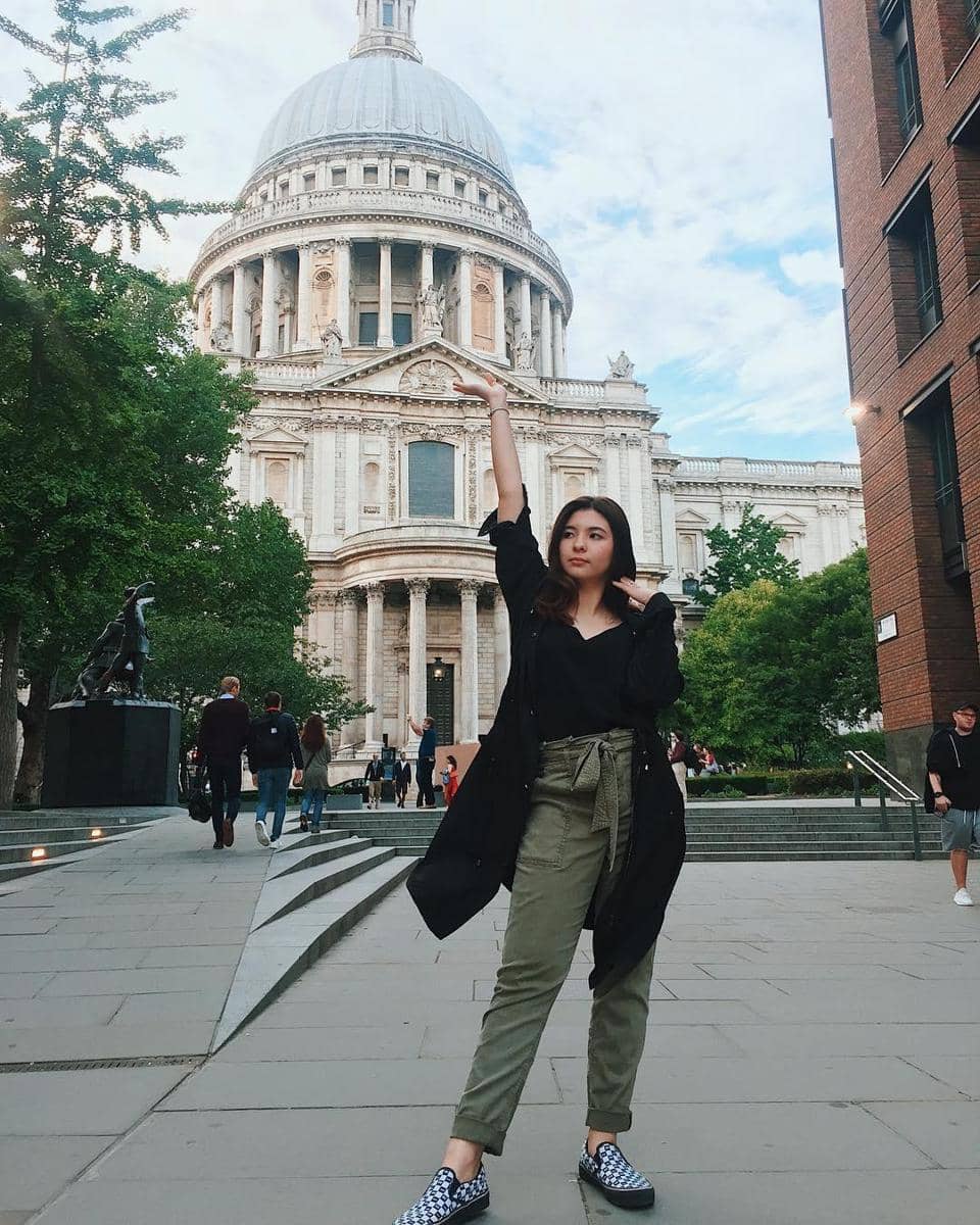 Instagram.com/Sharazaaa