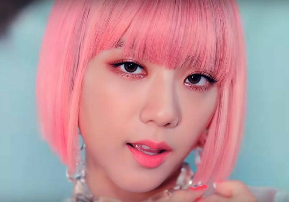 YouTube.com/BLACKPINK