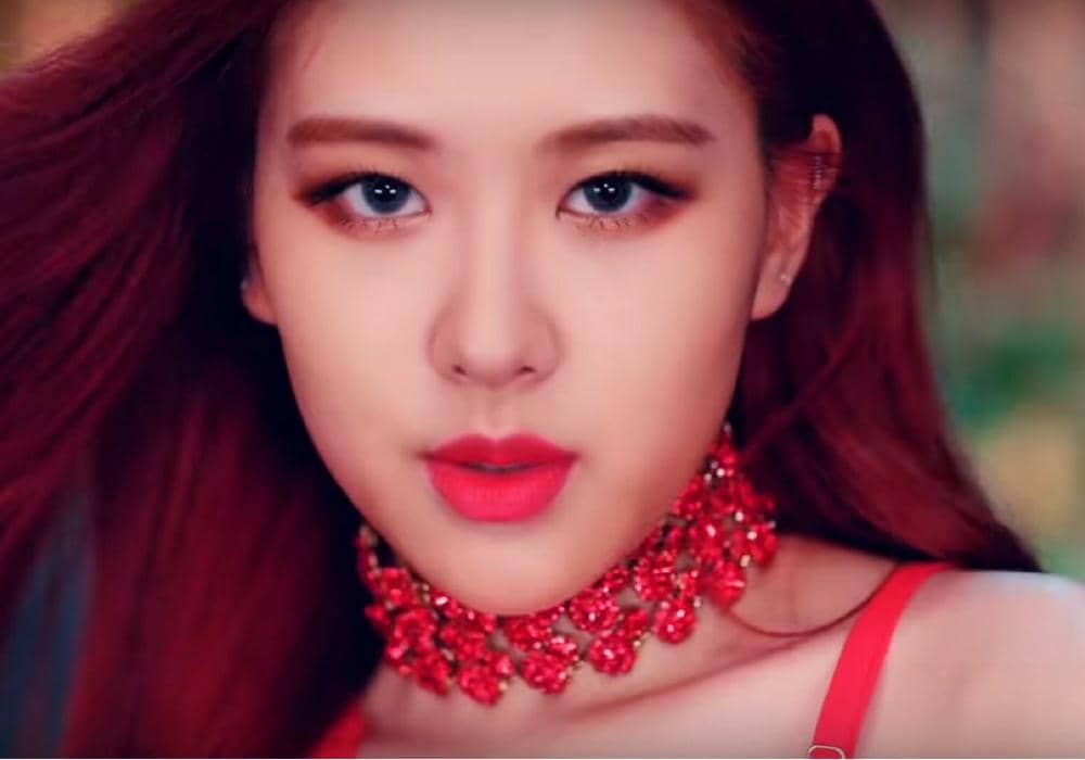 YouTube.com/BLACKPINK