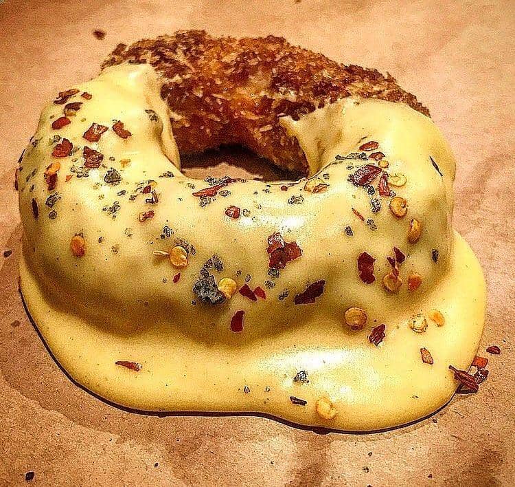 Instagram.com/loveadonug