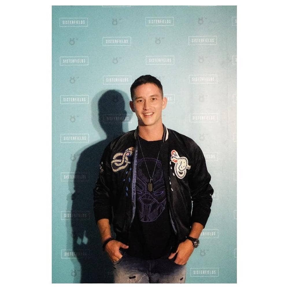 Instagram.com/mike_lewis