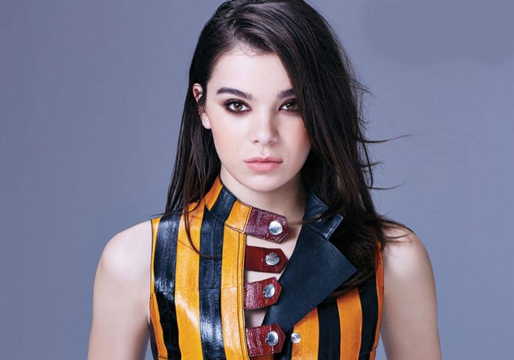 fashiongonerogue.com/Flare Magazine