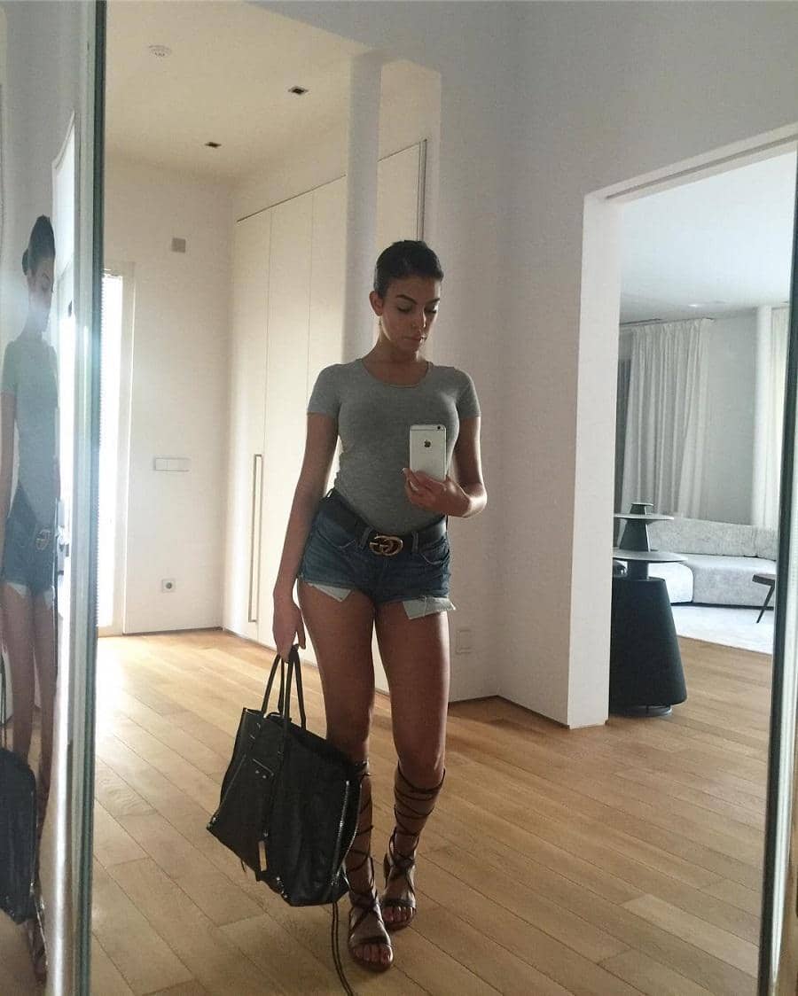 Instagram.com/georginagio