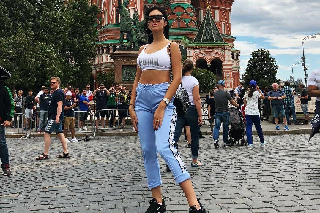 Intip 7 Potret Seksi Georgina Rodríguez, Kekasih Cristiano Ronaldo