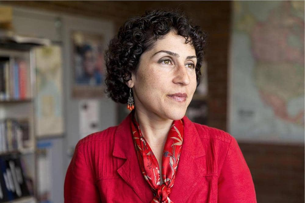 twitter.com/FacingSouth