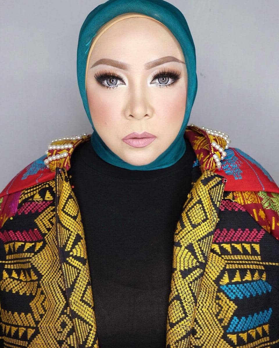 instagram.com/melly_goeslaw