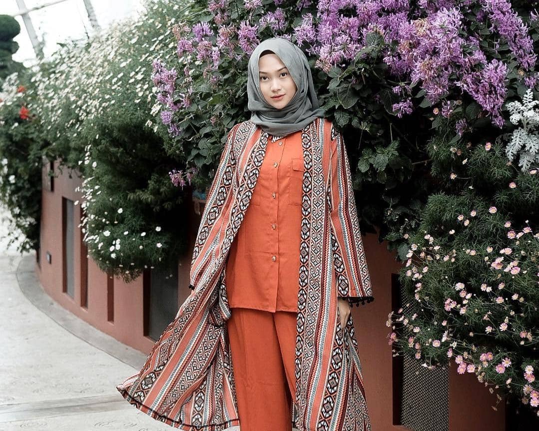 Instagram.com/indahnadapuspita