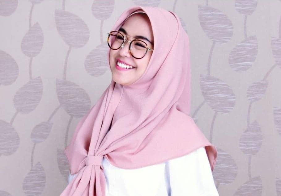 instagram.com/riaricis1795