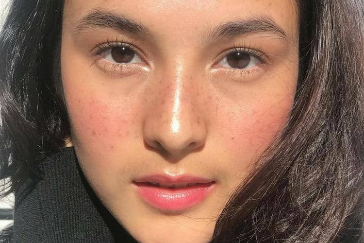 Instagram.com/@chelseaislan