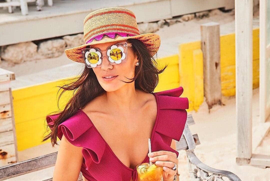 #PopbelaOOTD: Kacamata Playful yang Statement