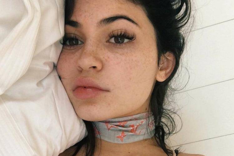 Bikin Terpana! Ini Penampilan 10 Seleb Hollywood Tanpa Makeup 