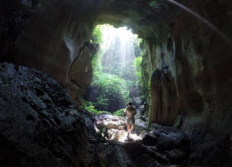 bukitlawangtourtrekking.com