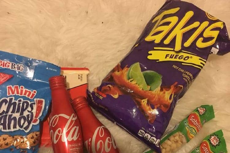 Twitter.com/PamTina_